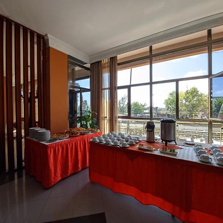 Top Ten Hotel Addis Abeba Exterior foto